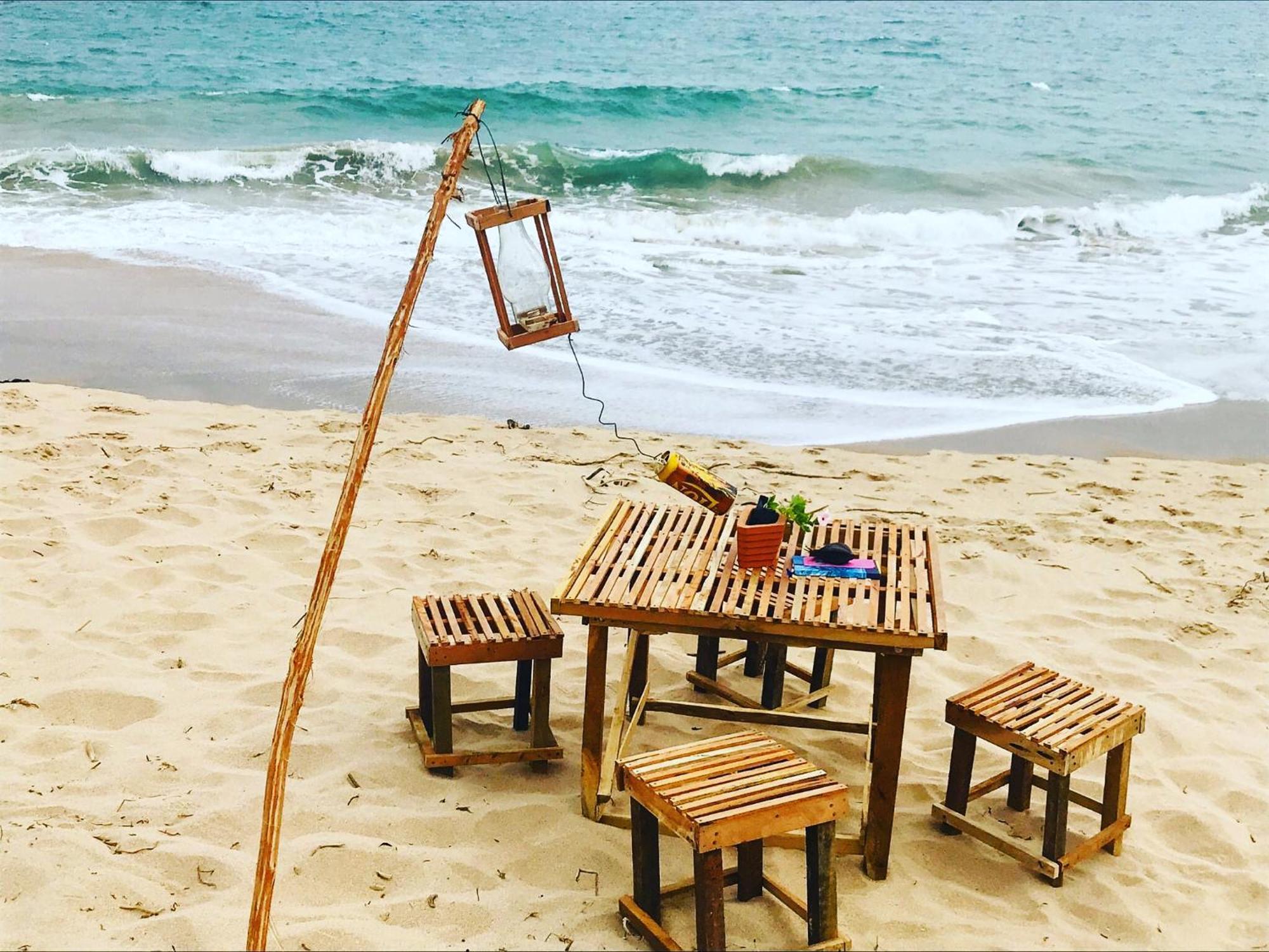 Waves Ranna Cabana And Seafood Exterior photo